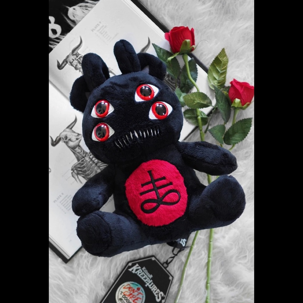 KILLSTAR Dont care Kreepture / Kreepture Plush toy